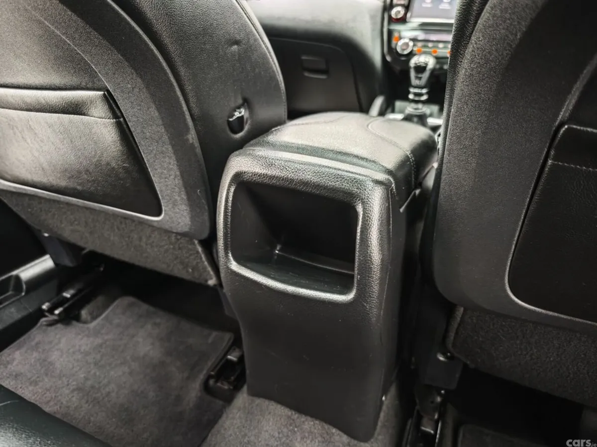 Nissan Qashqai Hatchback, Diesel, 2018, Blue