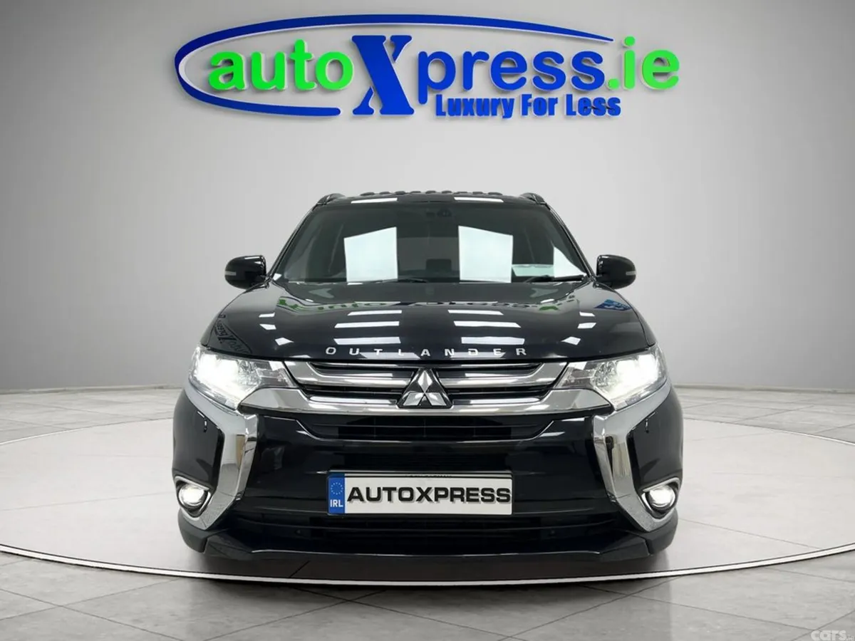 Mitsubishi Outlander SUV, Diesel, 2019, Black