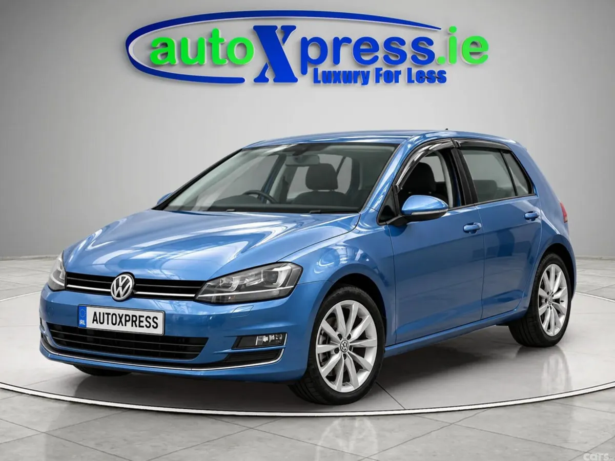 Volkswagen Golf Hatchback, Petrol, 2015, Blue