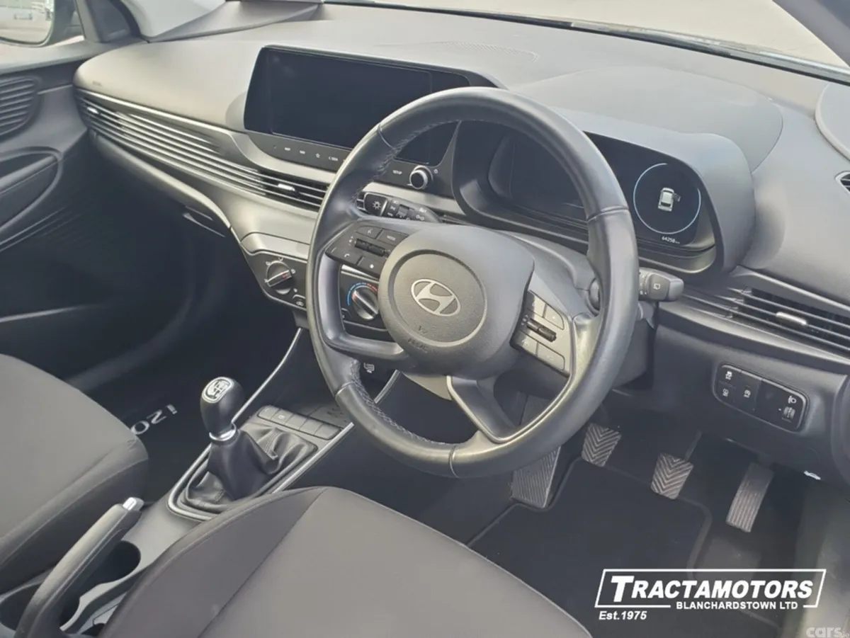 Hyundai i20 Hatchback, Petrol, 2024, Black