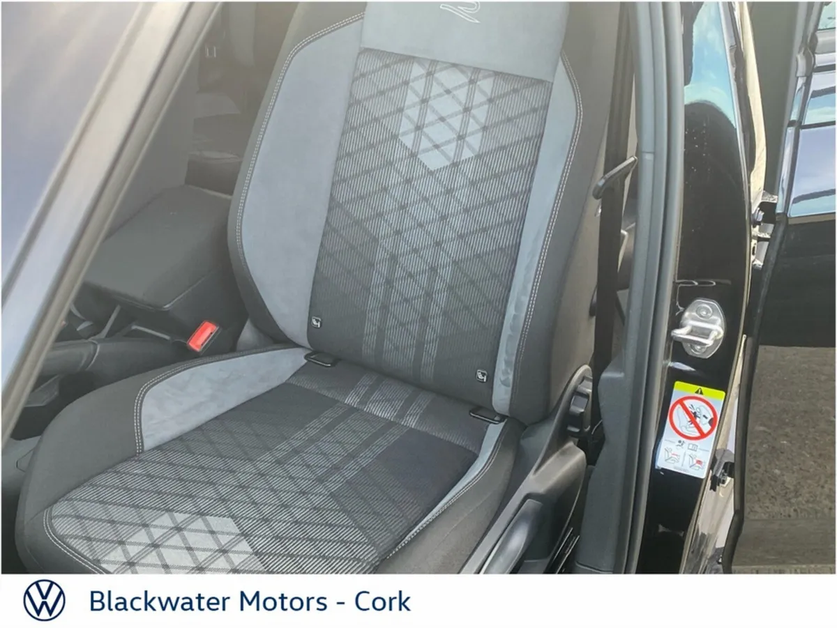 Volkswagen Polo Hatchback, Petrol, 2026, Black