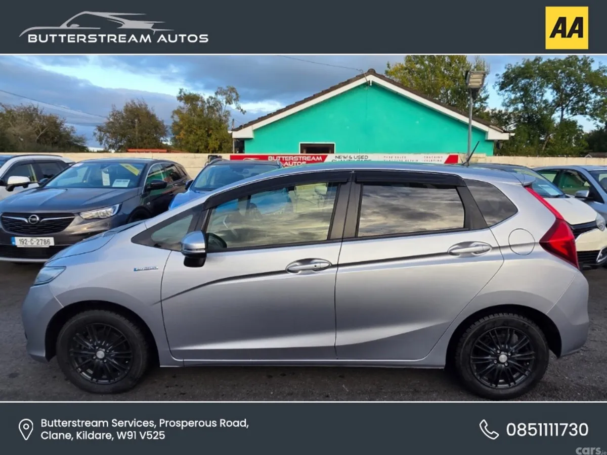 Honda Fit Hatchback, Petrol Hybrid, 2018, Silver
