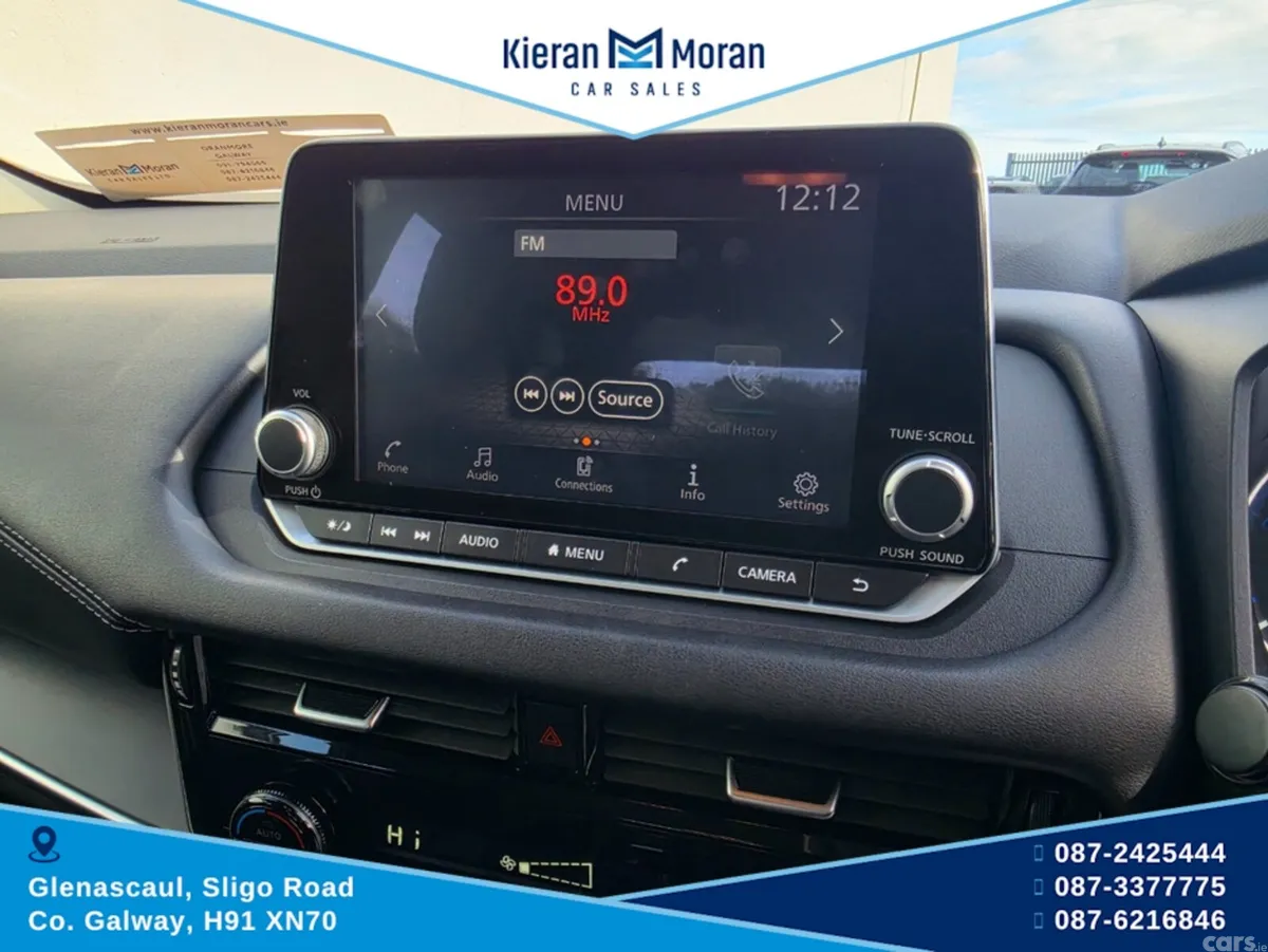 Nissan Qashqai MPV, Petrol, 2023, Red
