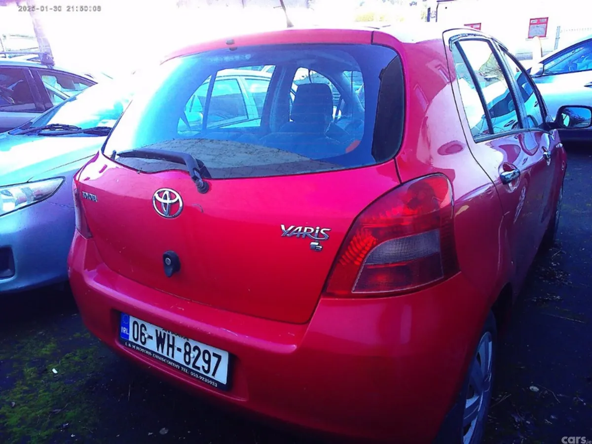 Toyota Yaris Hatchback, Petrol, 2006, Red