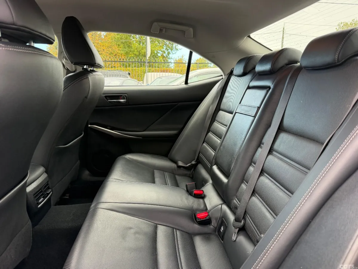 Lexus IS Saloon, Petrol Hybrid, 2015, Black