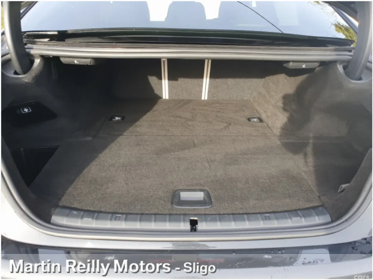 BMW 5-Series Saloon, Petrol Plug-in Hybrid, 2023, Black