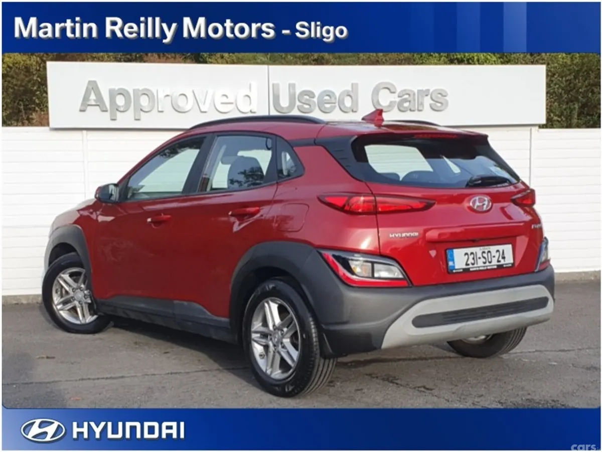 Hyundai KONA MPV, Petrol, 2023, Red