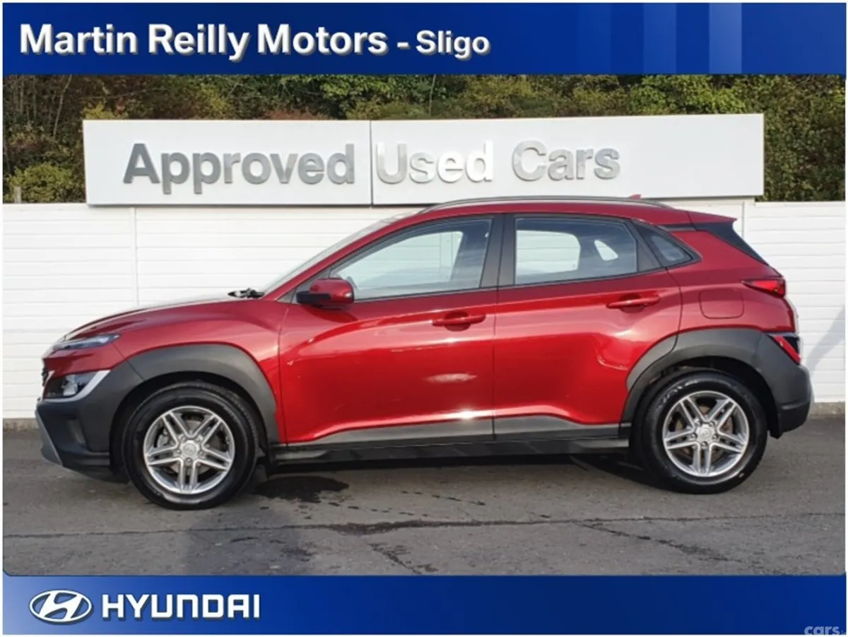 Hyundai KONA MPV, Petrol, 2023, Red