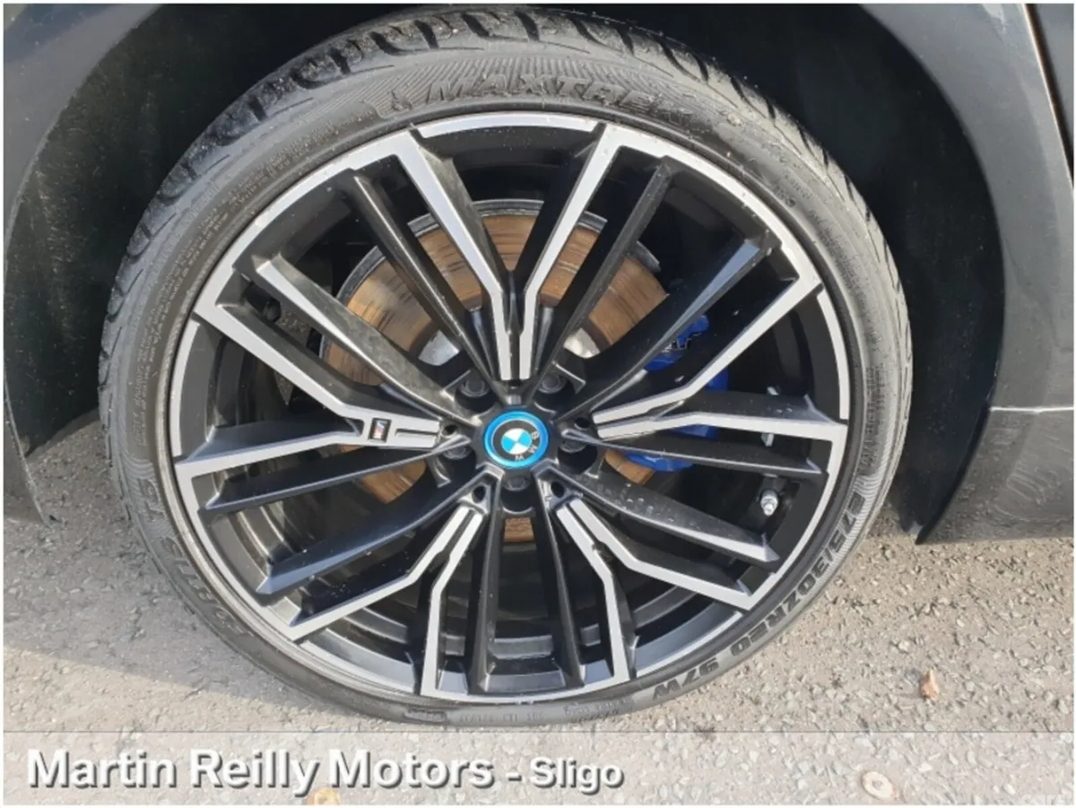 BMW 5-Series Saloon, Petrol Plug-in Hybrid, 2023, Black