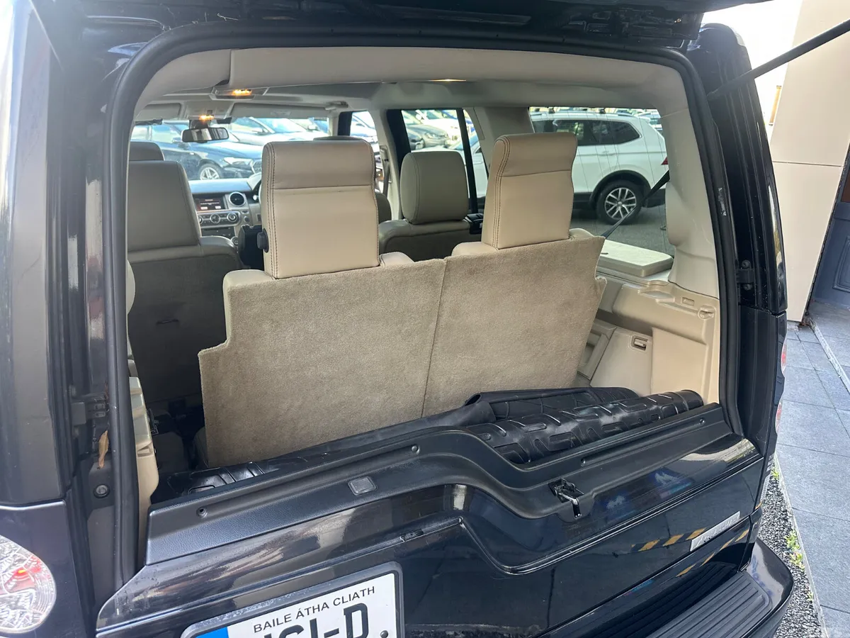 Land Rover Discovery SUV, Diesel, 2016, Black