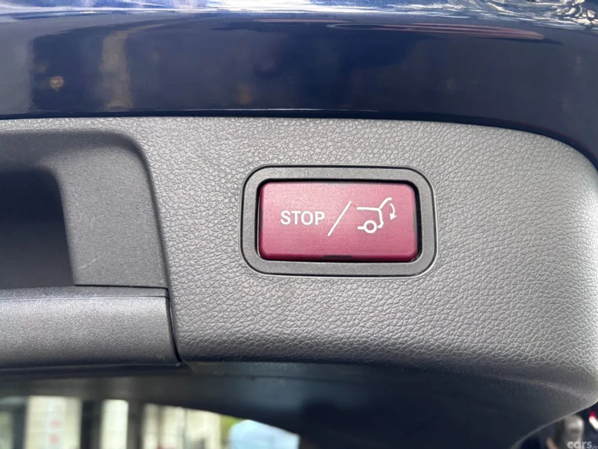 Mercedes-Benz GLA Hatchback, Petrol, 2017, Blue