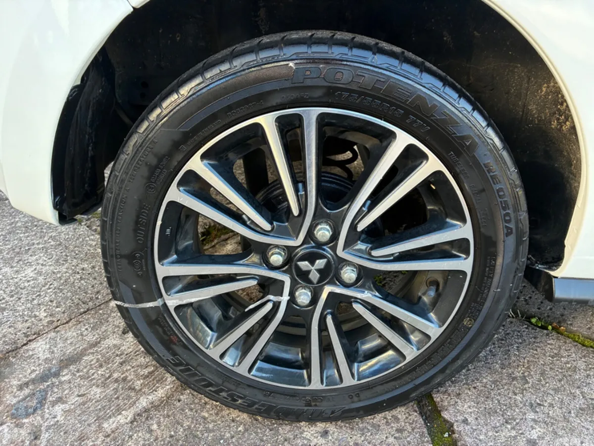 Mitsubishi Mirage Hatchback, Petrol, 2018, White