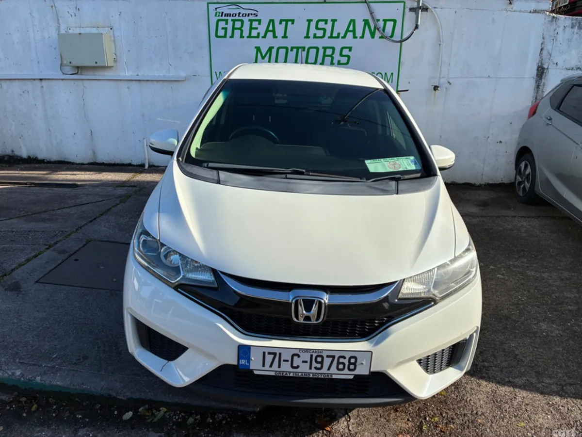 Honda Fit Hatchback, Petrol Hybrid, 2017, White