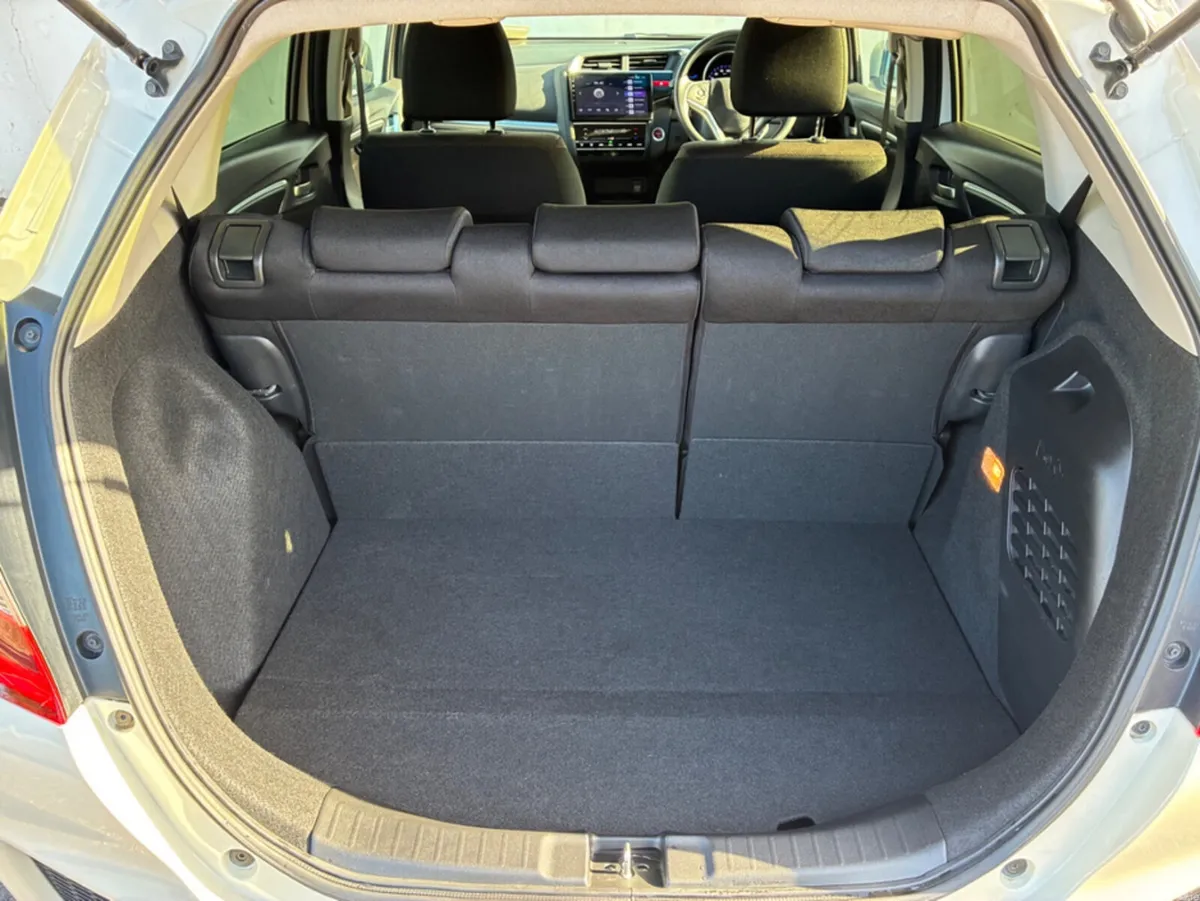 Honda Fit Hatchback, Petrol Hybrid, 2017, White