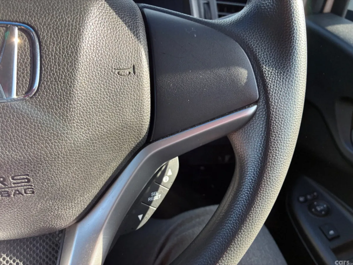 Honda Fit Hatchback, Petrol Hybrid, 2017, White