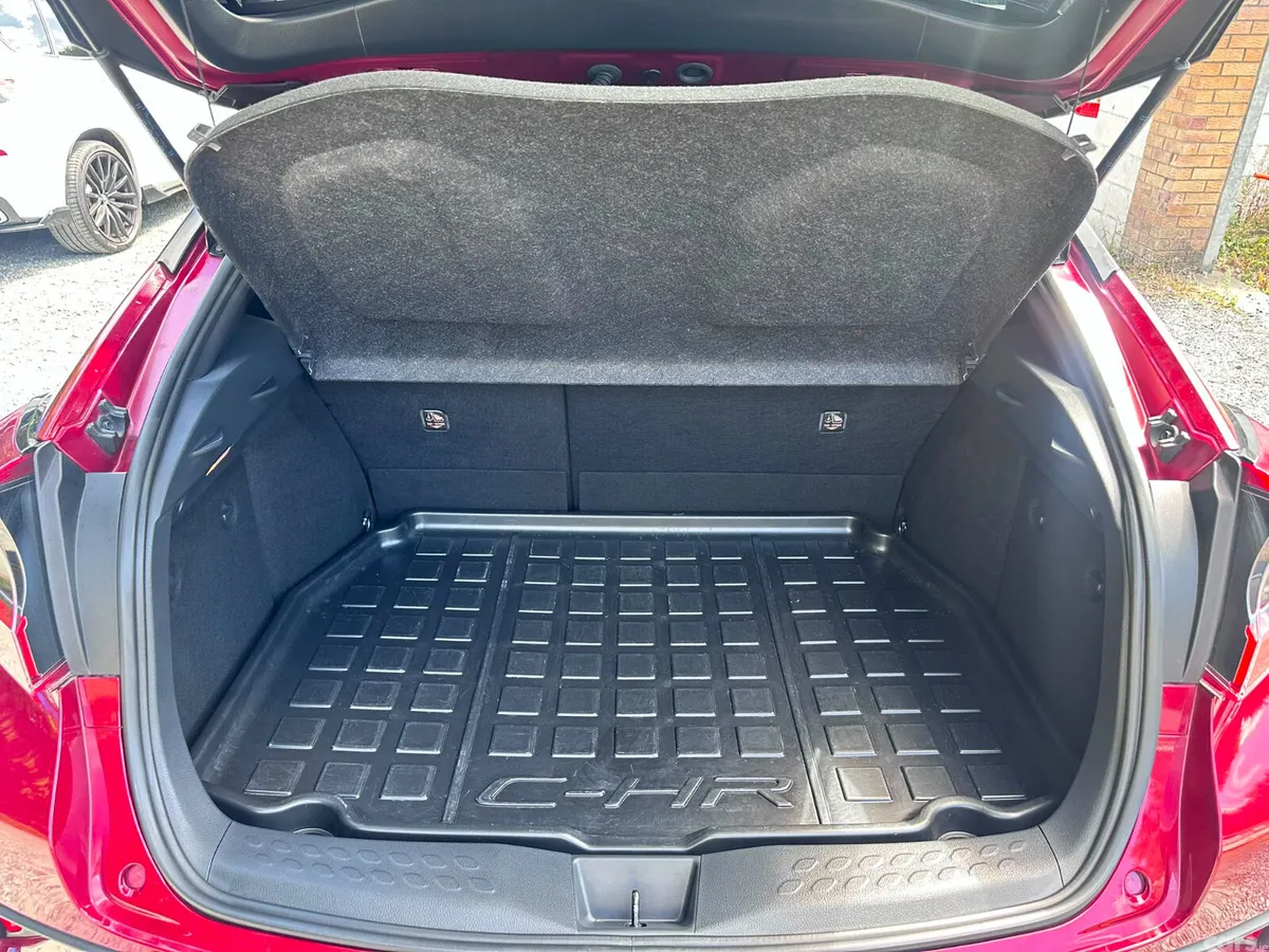 Toyota C-HR Hatchback, Petrol Hybrid, 2019, Red
