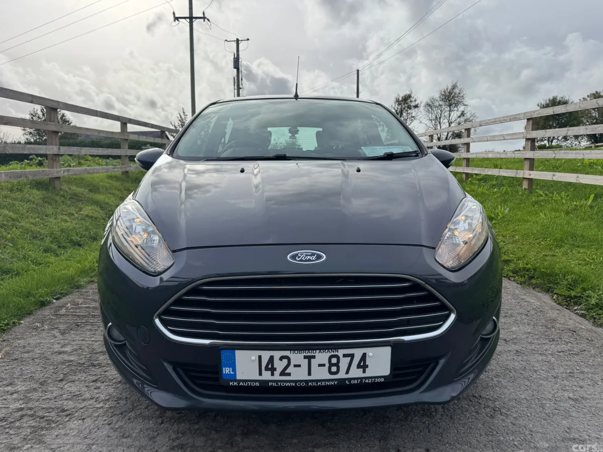 Ford Fiesta Hatchback, Petrol, 2014, Blue