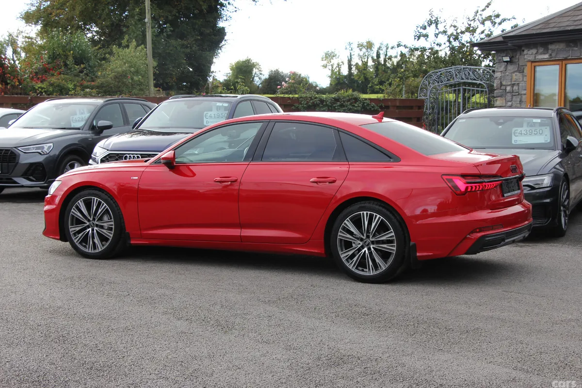 Audi A6 Saloon, Diesel, 2022, Red