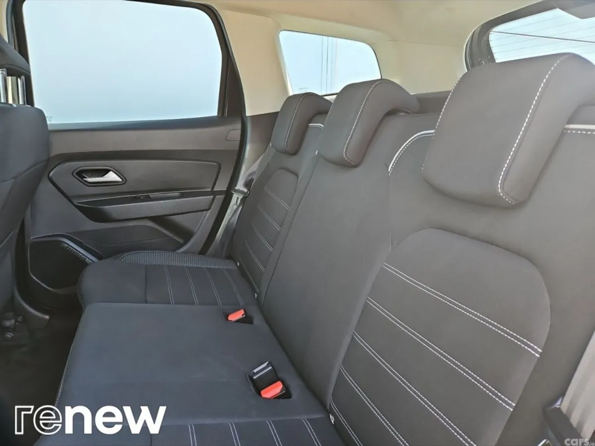 Dacia Duster SUV, Petrol, 2023, Black
