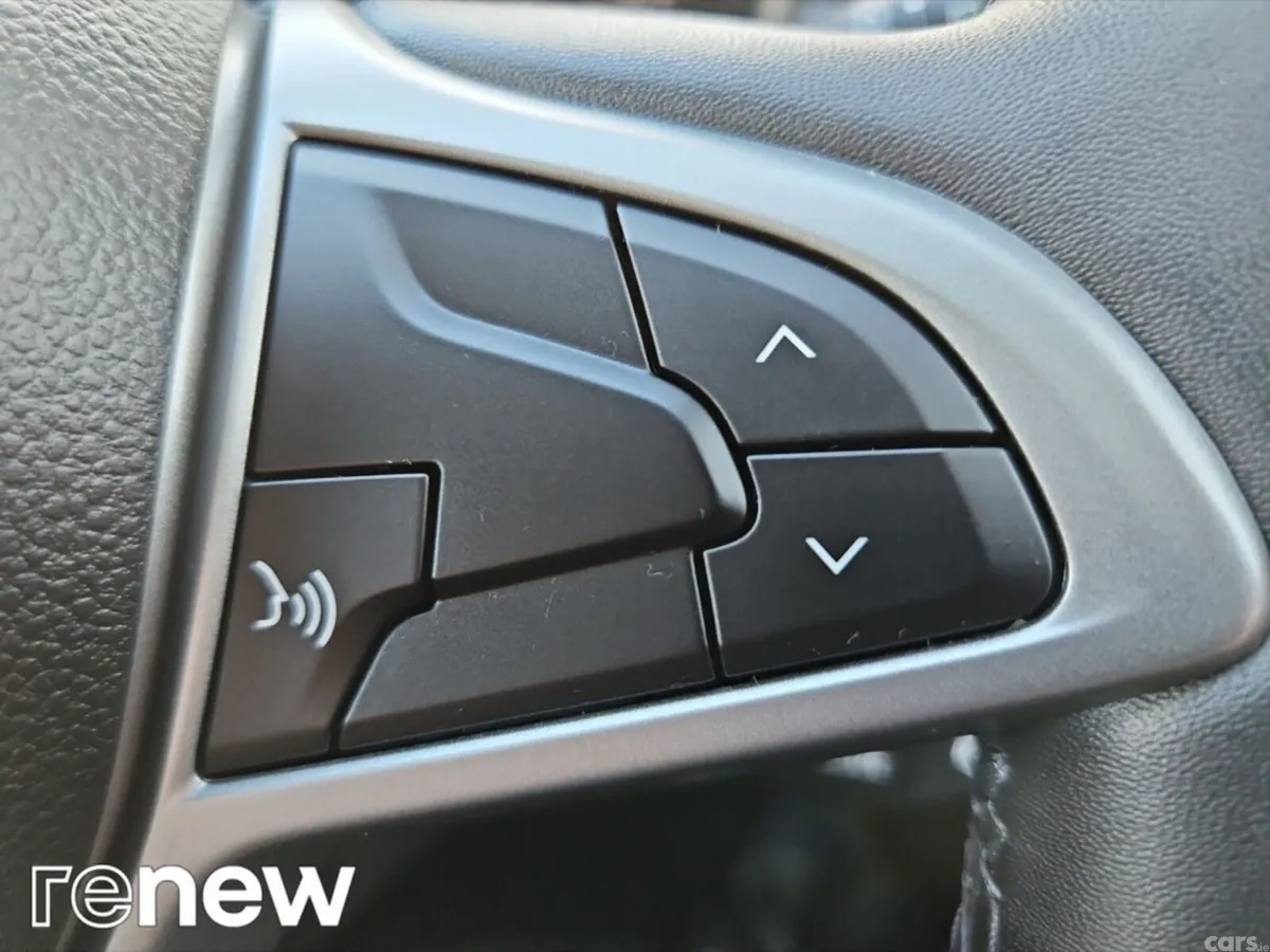 Dacia Duster SUV, Petrol, 2023, Black