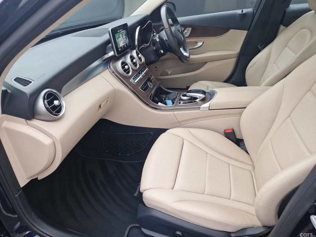 Mercedes-Benz C-Class Saloon, Diesel, 2016, Blue