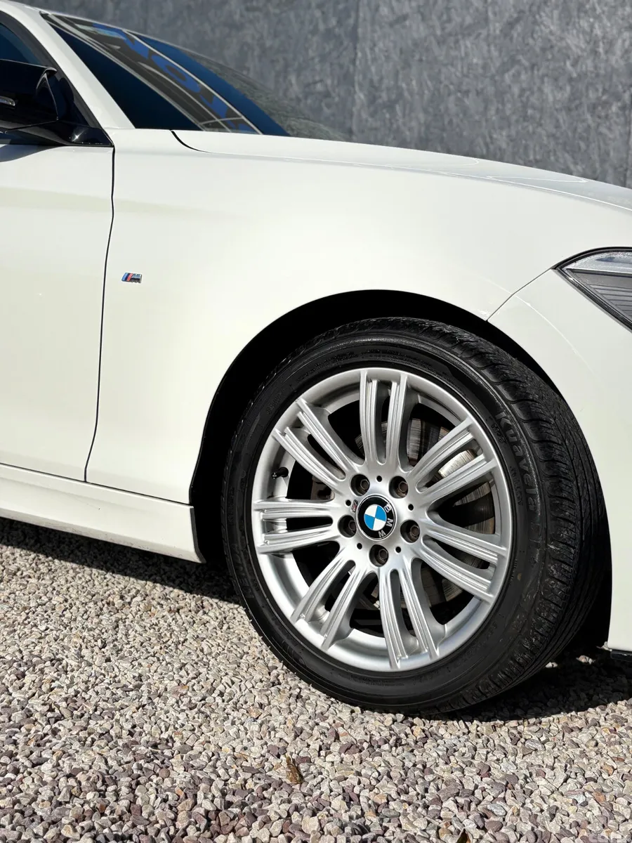 BMW 1-Series Hatchback, Petrol, 2014, White
