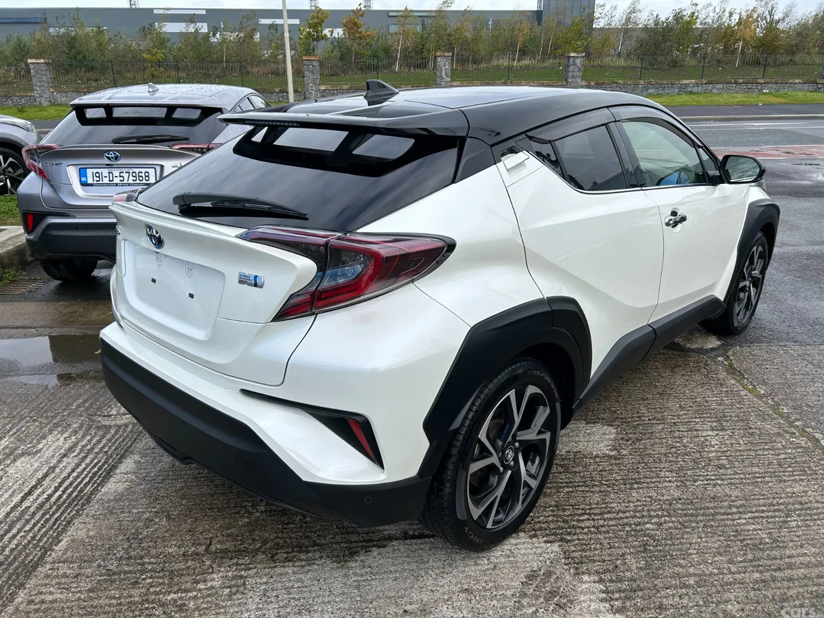 Toyota C-HR Hatchback, Petrol Hybrid, 2017, White