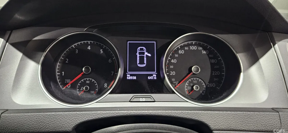 Volkswagen Golf Hatchback, Petrol, 2015, Grey