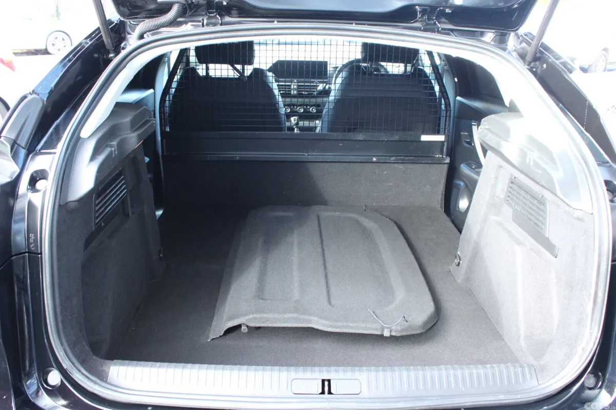 Citroen C4 Hatchback, Diesel, 2022, Black