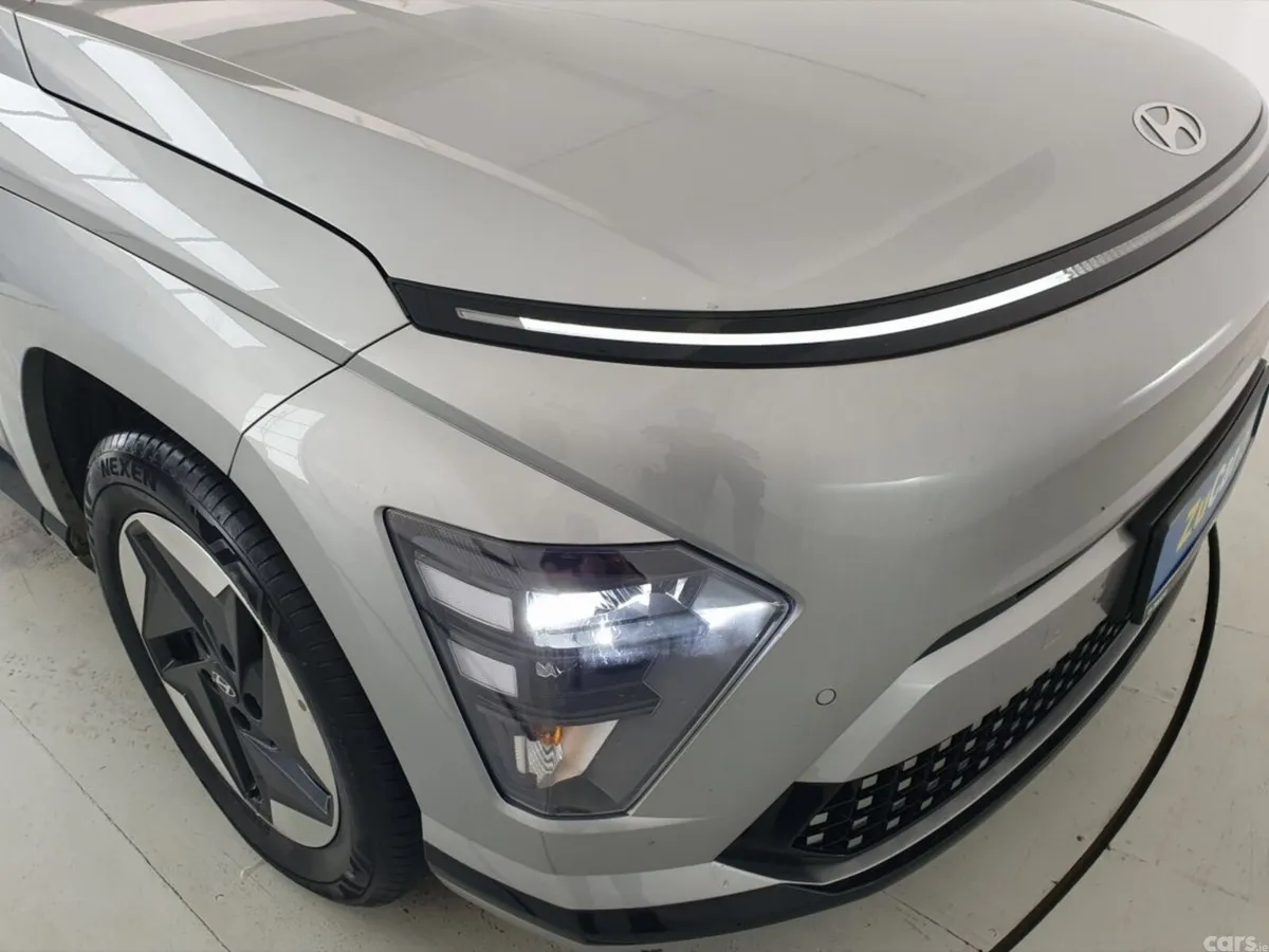Hyundai KONA Hatchback, Electric, 2026, Silver