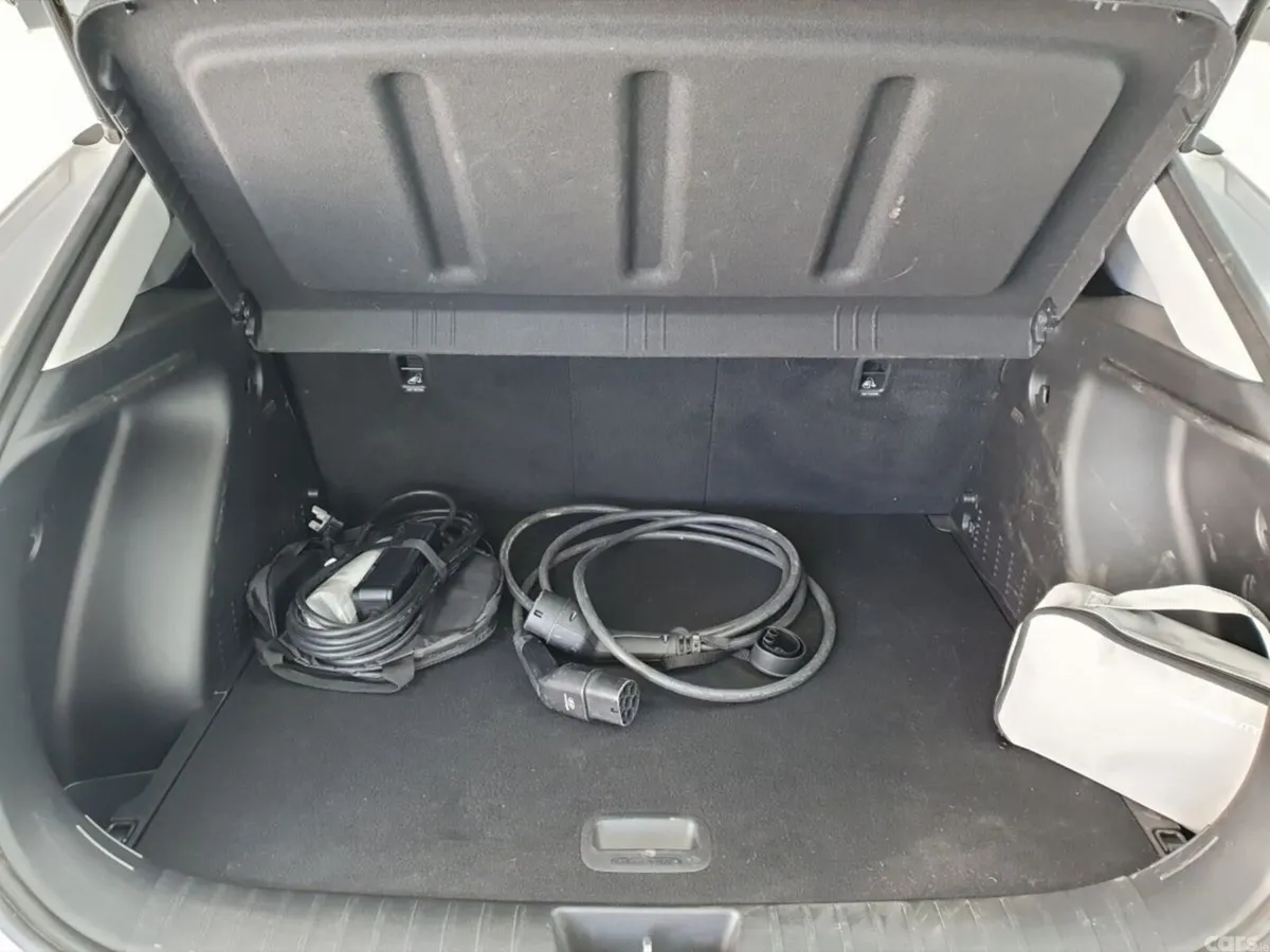 Hyundai KONA Hatchback, Electric, 2026, Silver