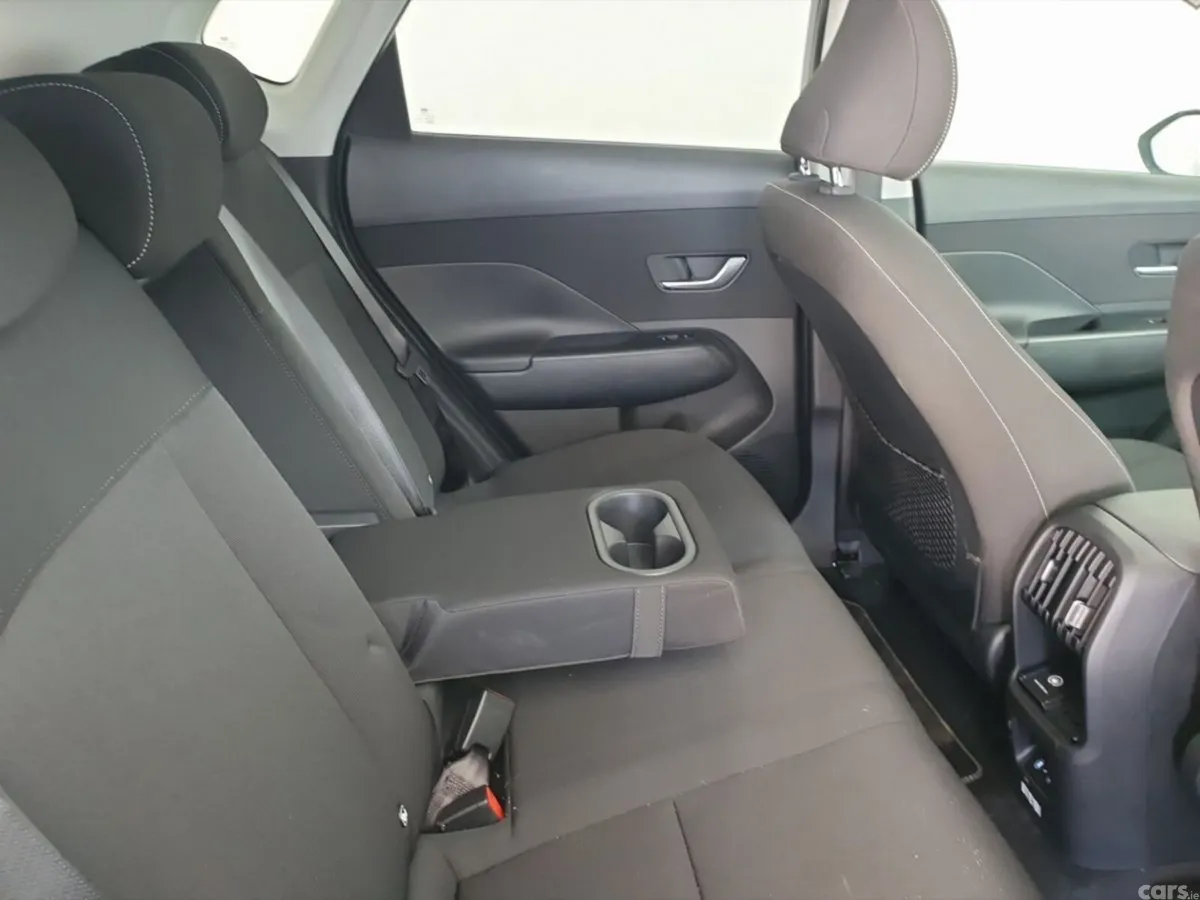 Hyundai KONA Hatchback, Electric, 2026, Silver
