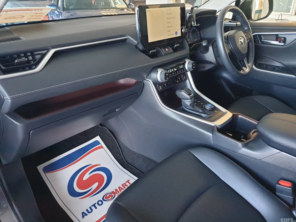 Toyota RAV4 SUV, Petrol Hybrid, 2023, Grey