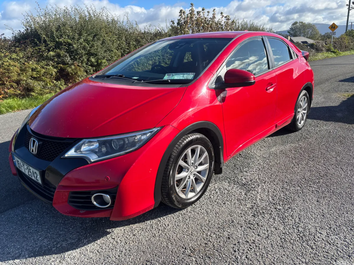 Honda Civic Hatchback, Diesel, 2015, Red