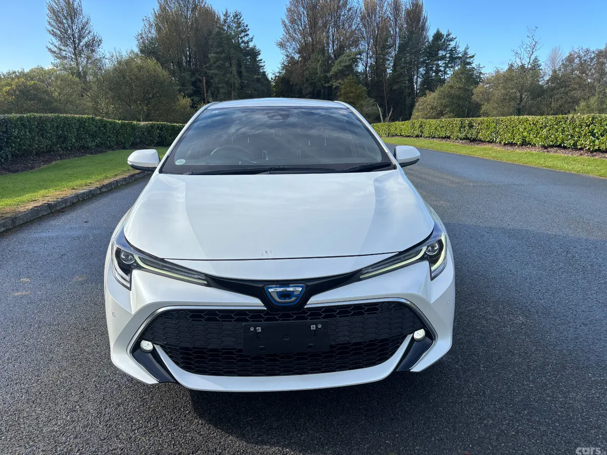 Toyota Corolla Hatchback, Petrol Hybrid, 2019, White