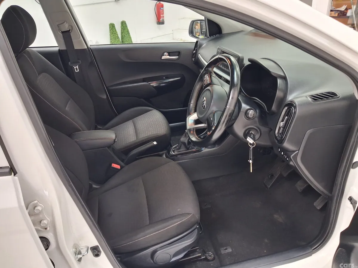 Kia Picanto Hatchback, Petrol, 2019, White