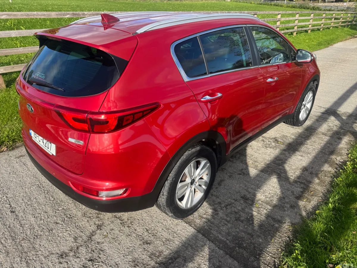 Kia Sportage SUV, Diesel, 2016, Red