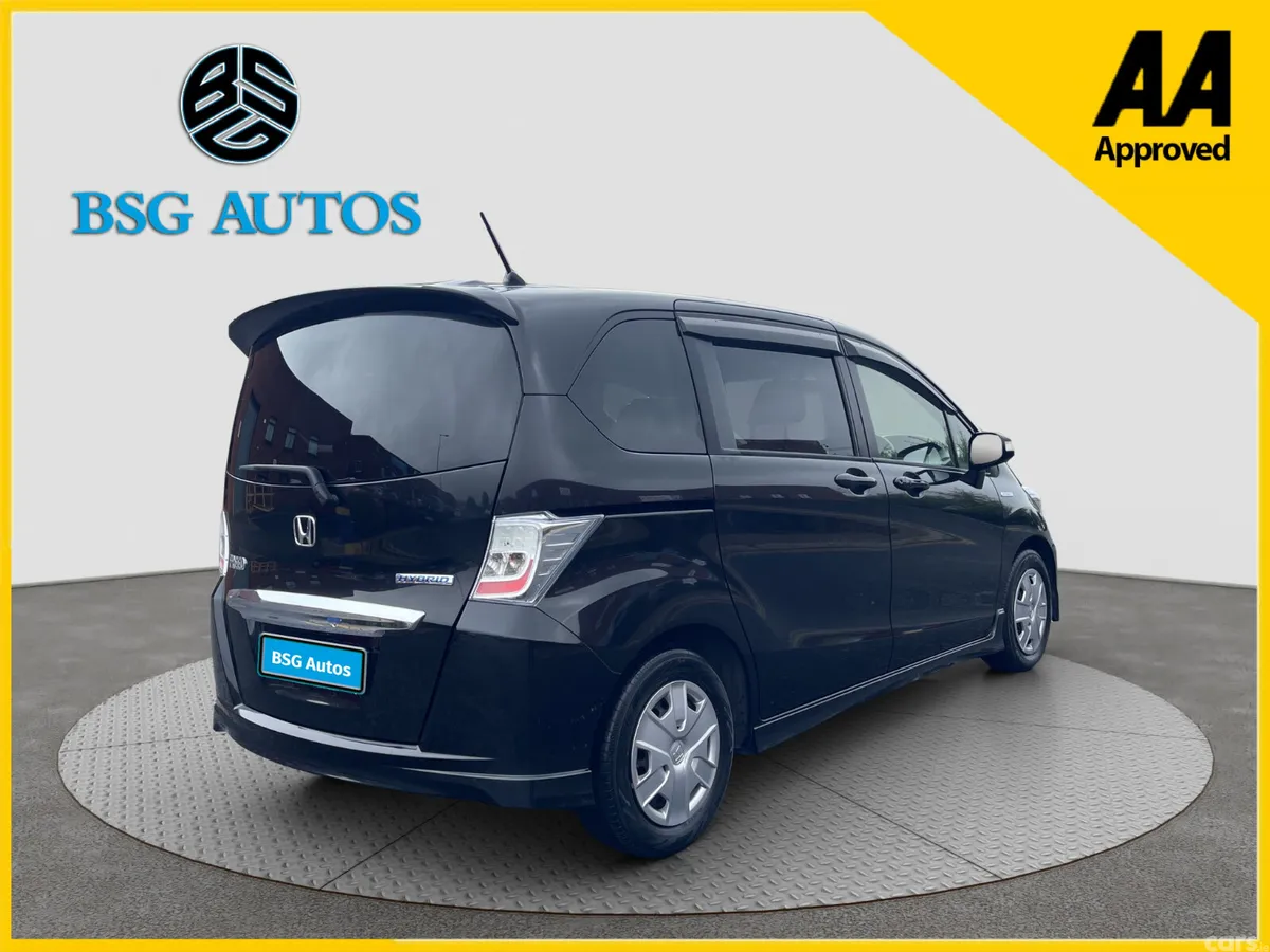 Honda Freed MPV, Petrol Hybrid, 2014, Black