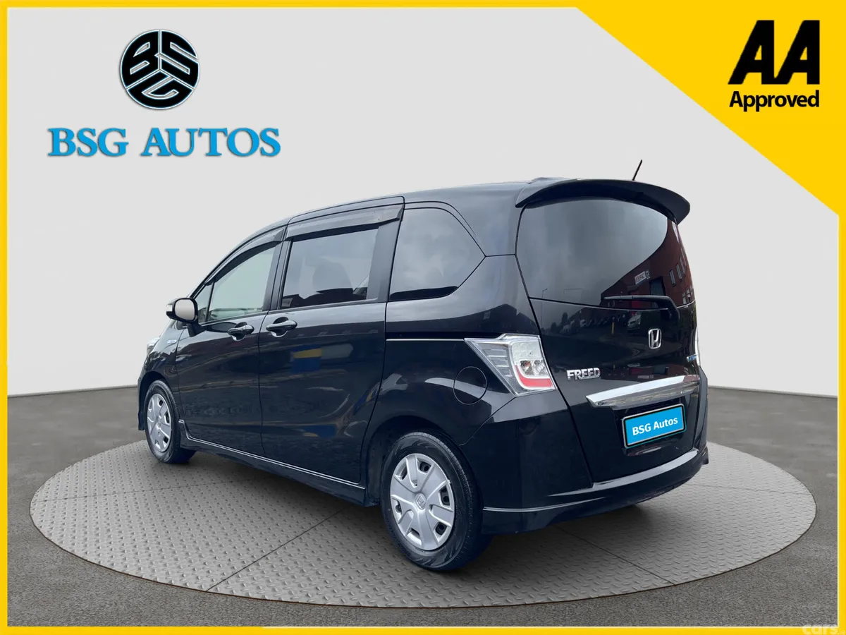 Honda Freed MPV, Petrol Hybrid, 2014, Black