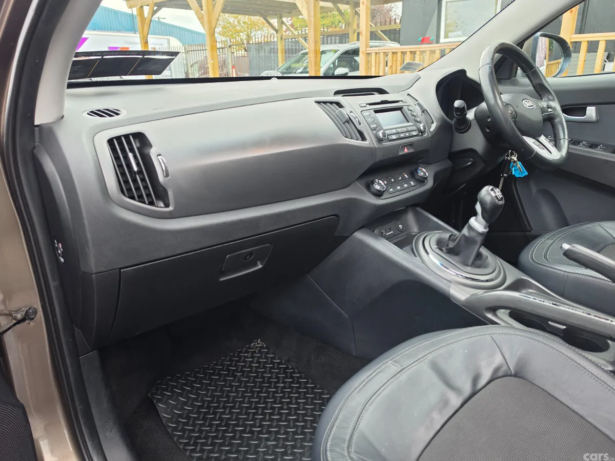 Kia Sportage SUV, Diesel, 2012, Brown
