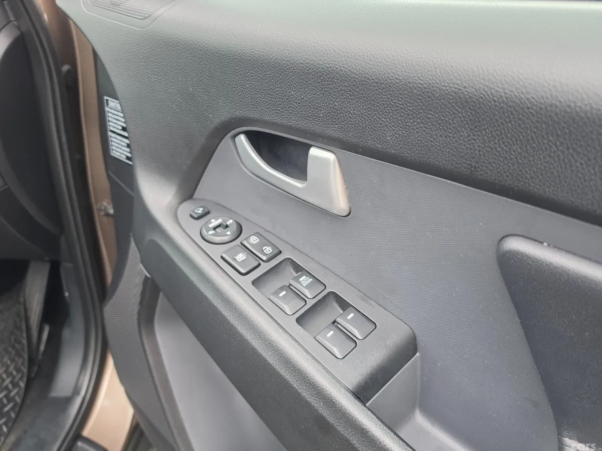 Kia Sportage SUV, Diesel, 2012, Brown