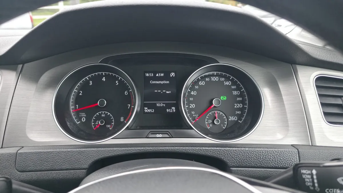 Volkswagen Golf Estate, Petrol, 2015, Silver