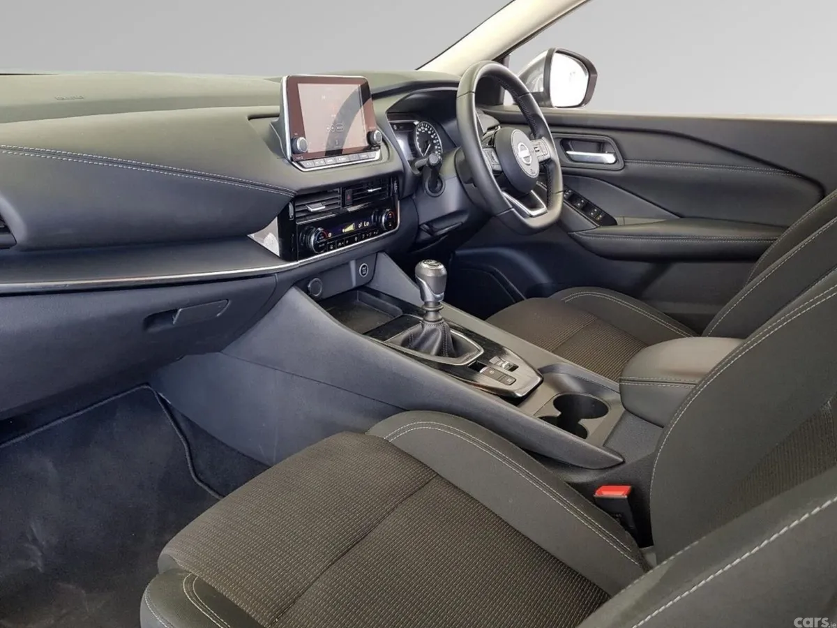 Nissan Qashqai SUV, Petrol, 2021, Grey