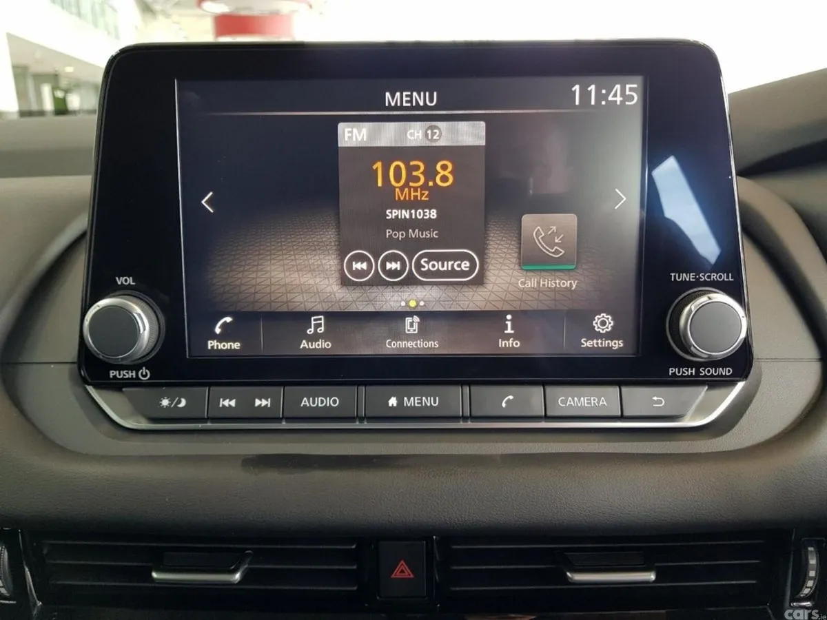 Nissan Qashqai SUV, Petrol, 2021, Grey