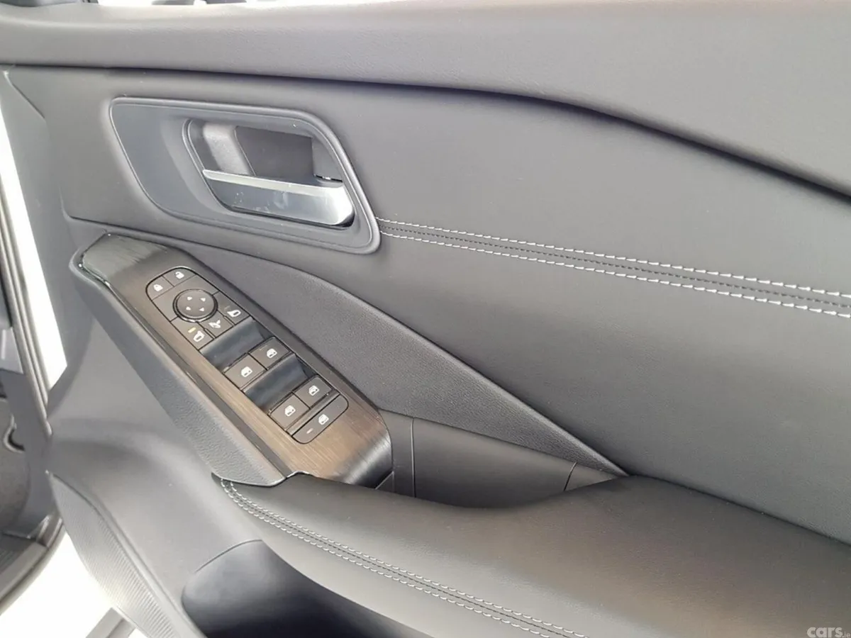 Nissan Qashqai SUV, Petrol, 2021, Grey