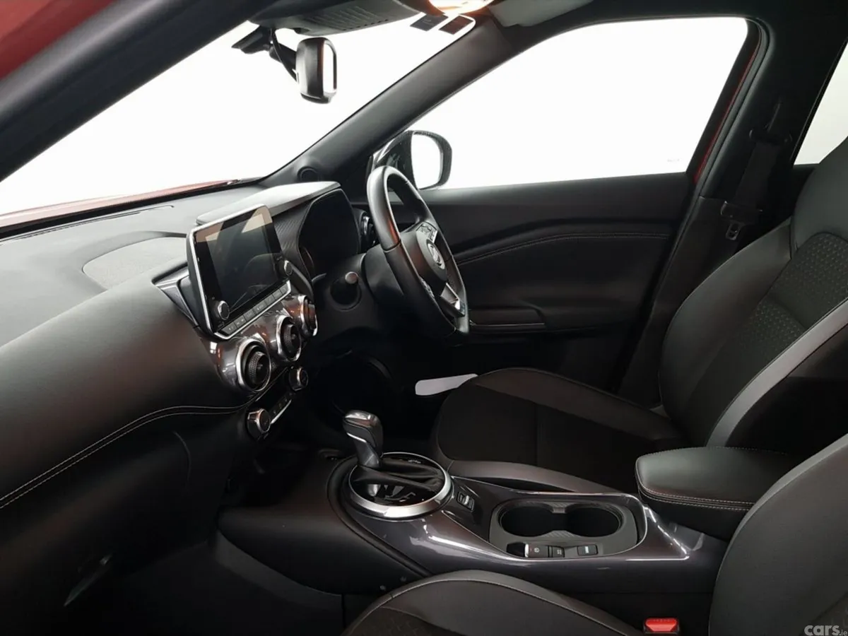Nissan Juke SUV, Petrol Hybrid, 2024, Red