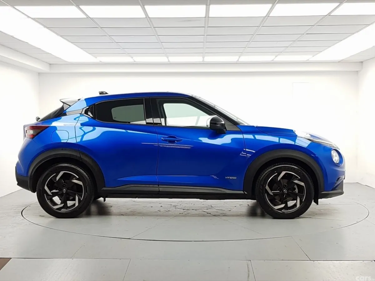 Nissan Juke SUV, Petrol Hybrid, 2024, Blue
