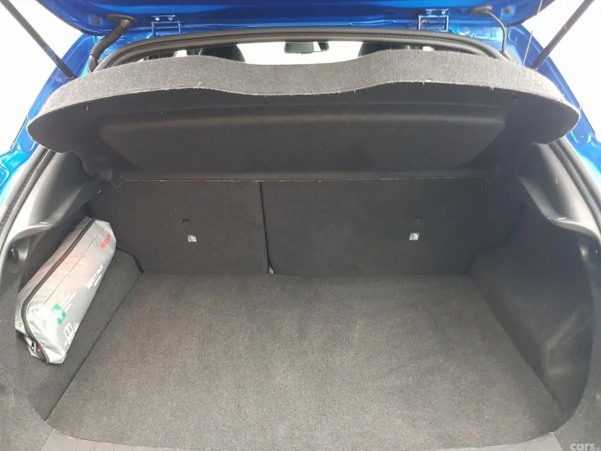 Nissan Juke SUV, Petrol Hybrid, 2024, Blue