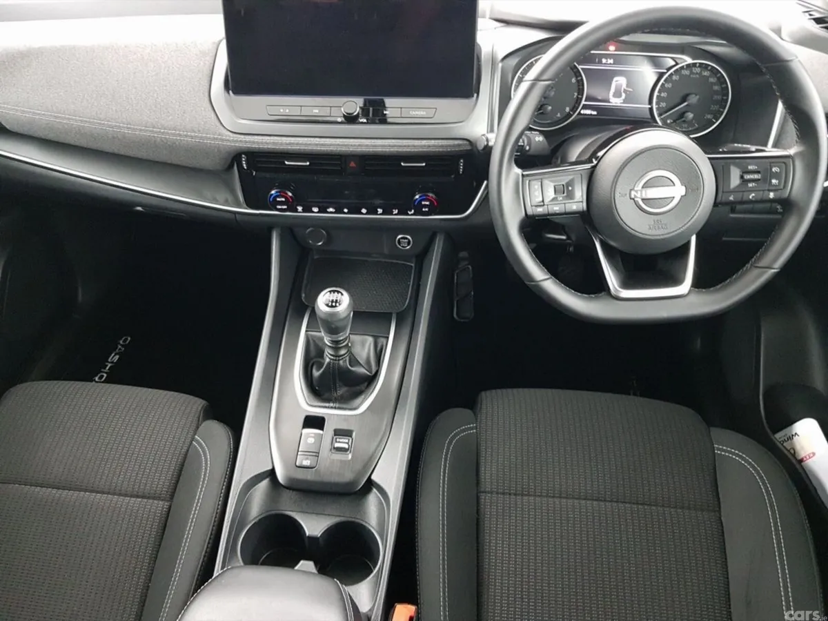 Nissan Qashqai MPV, Petrol, 2026, White