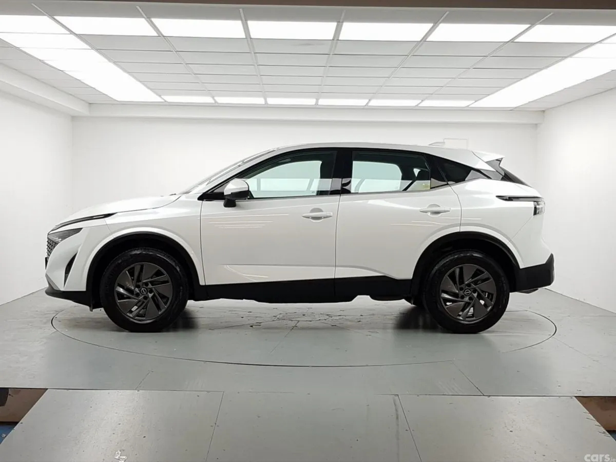 Nissan Qashqai MPV, Petrol, 2026, White